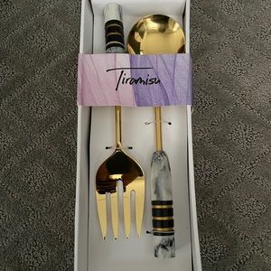 NWT tiramisu serving set kitchen items